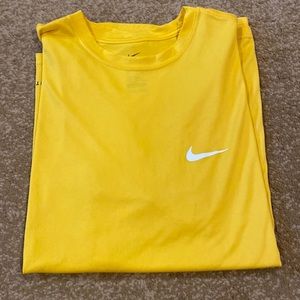 Mens large Nike tee